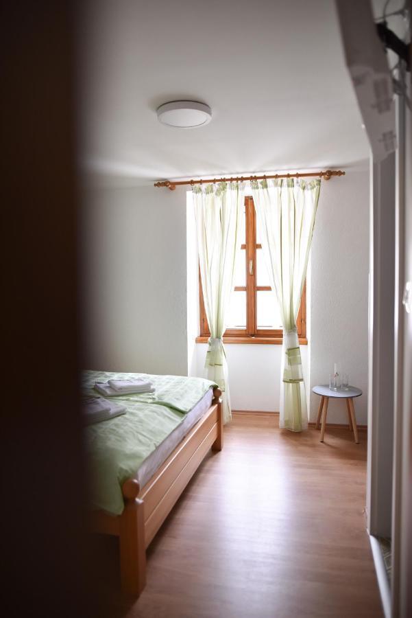 Luka'S Amber Rooms In The Center Of Трогір Екстер'єр фото