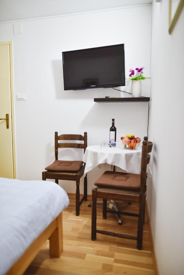 Luka'S Amber Rooms In The Center Of Трогір Екстер'єр фото